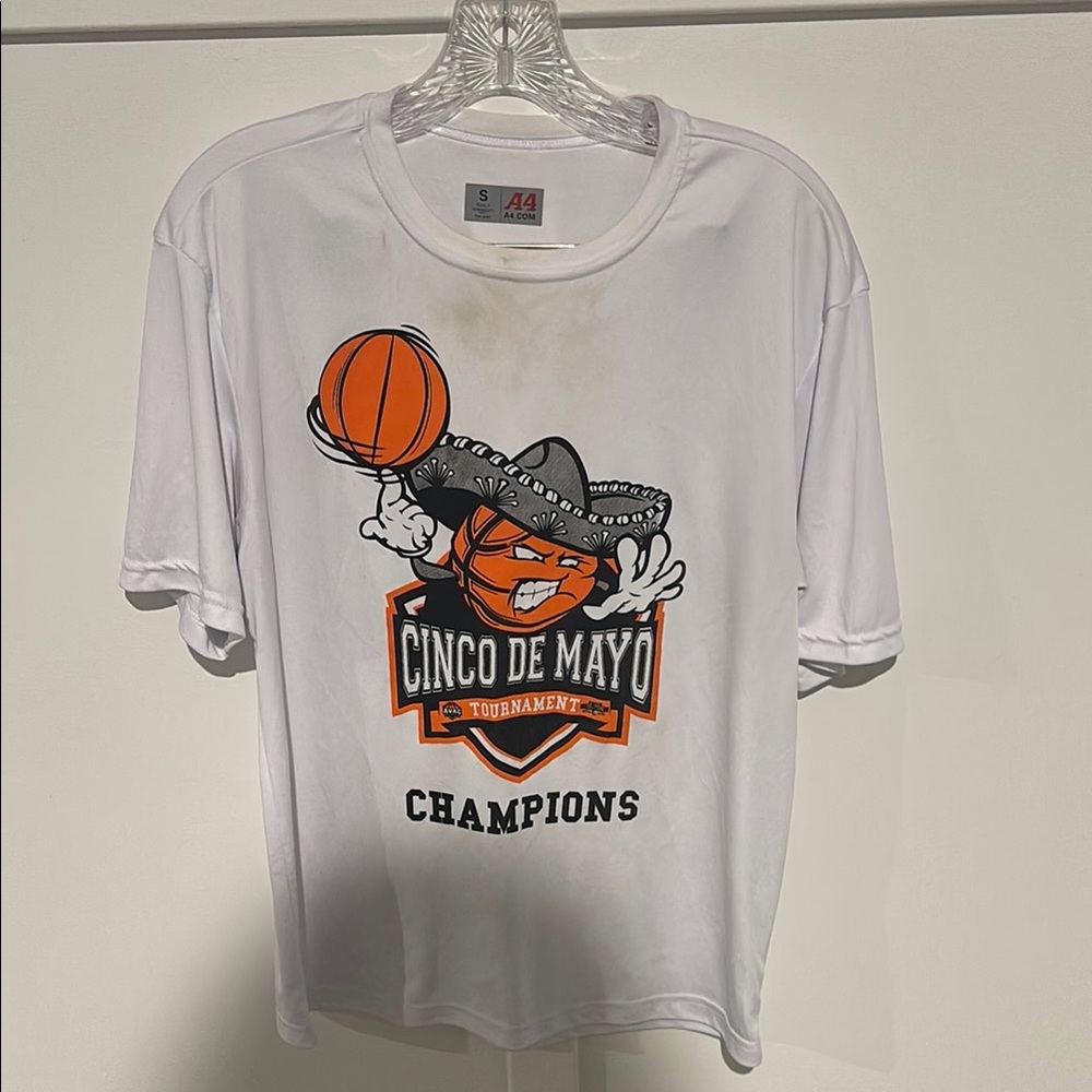 Cinco de Mayo Champions Graphic T-Shirt